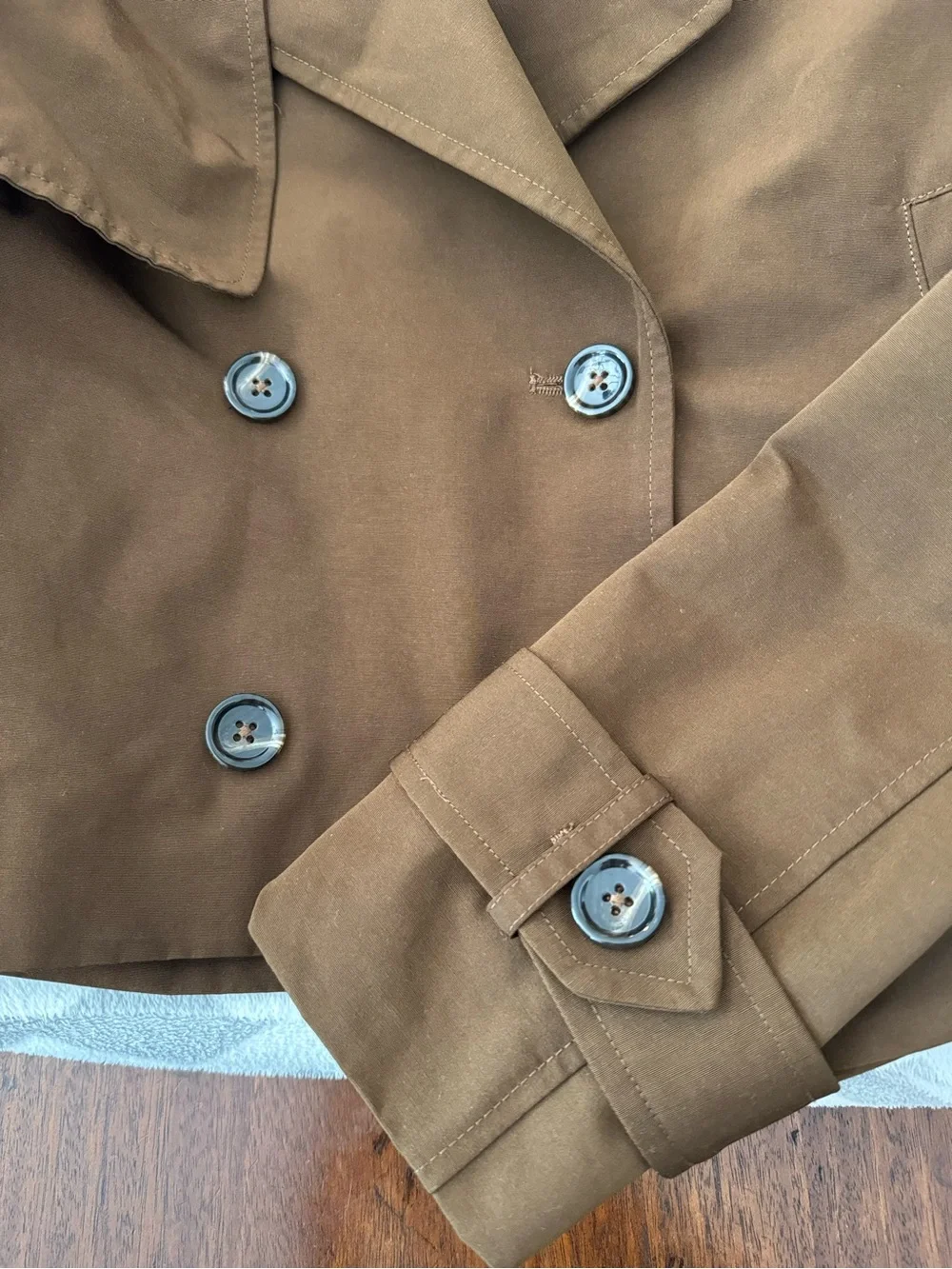 House of Harlow 1960 Cropped Double-Breasted Trench Coat - Brown - Picture 6 of 6